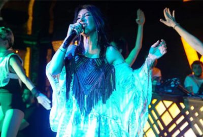 Hande Yener’den Demet Akalın’a dostluk mesajı