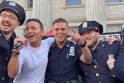 Musti hayranı ABD polisi