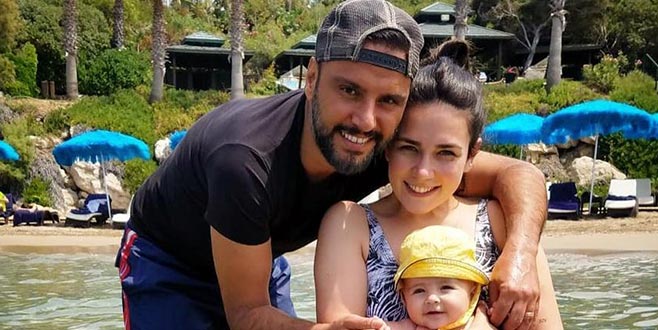 Burak denizle tanıştı