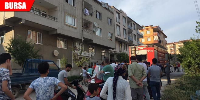 Çamaşır makinesi bomba gibi patladı Çamaşır makinesi bomba gibi patladı