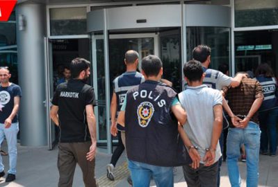 Dev operasyonda gözaltına alınmıştı… Adliyeye giderken böyle bağırdı