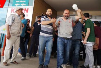 Elini makineye kaptıran işçinin 2 parmağı koptu