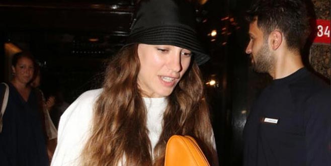 Serenay’ın yaz tarzı