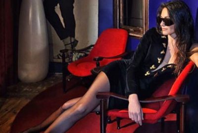 Bikinili pozuyla büyüledi