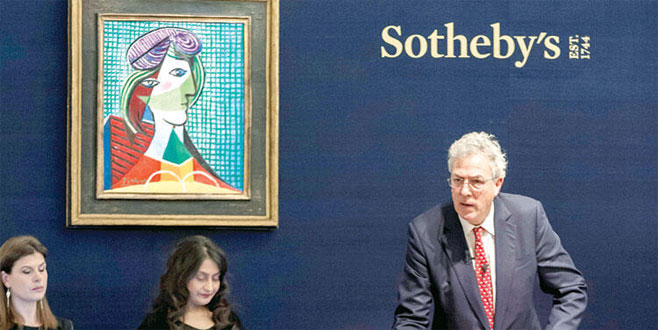 Kendisini de sattı Kendisini de sattı