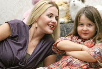 Emine Ün’ün kızı boyunu geçti! Fotoğrafa beğeni yağdı