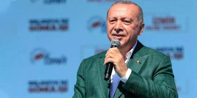 Ünlü sanatçıdan büyük övgü: Erdoğan için ölürüm!