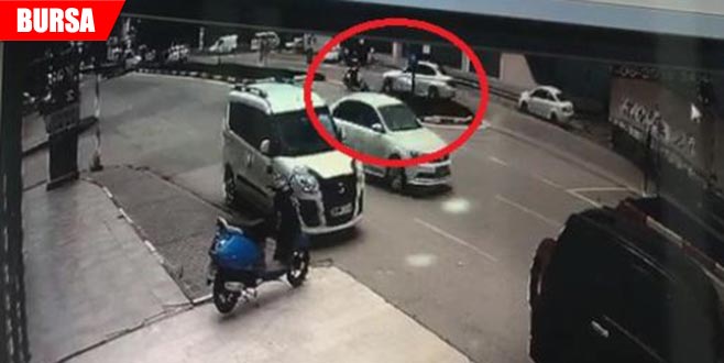 Otomobil ile motosikletin çarpıştı: 1 yaralı