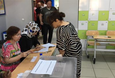 Ünlü sanatçıdan geçersiz oy paniği