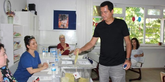 Oyunu kullanan Acun Ilıcalı, gönlünden geçeni söyledi