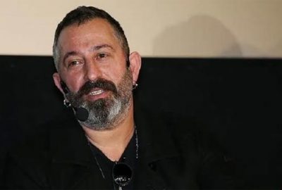 Cem Yılmaz’dan afişli seçim göndermesi!