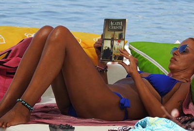 Ünlü şarkıcı İstanbul’u terk etti: Emekli oldum