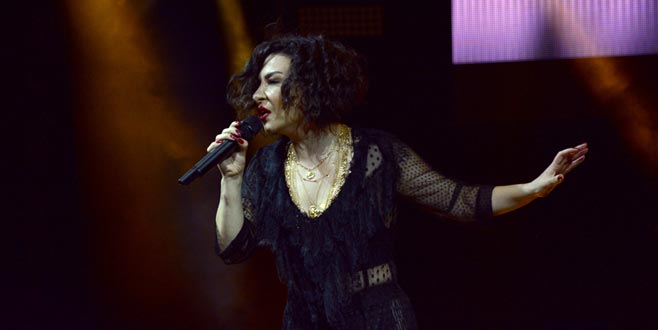 Bursa Festivali’nde rock gecesi