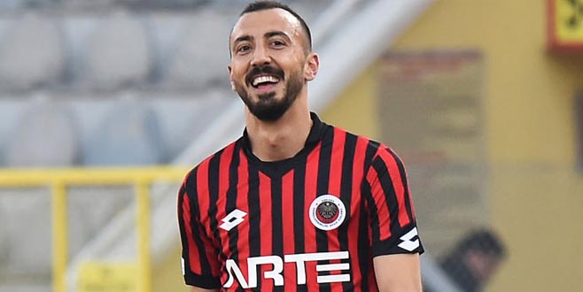 Ahmet İlhan listeye girdi