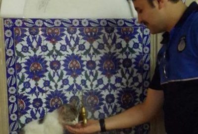 Zabıta memurundan takdir toplayan davranış