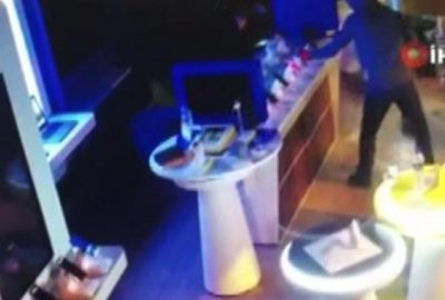 Maskelerle gelip 1 dakikada vurgun yaptılar