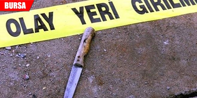 Sokak ortasında bıçaklı kavga