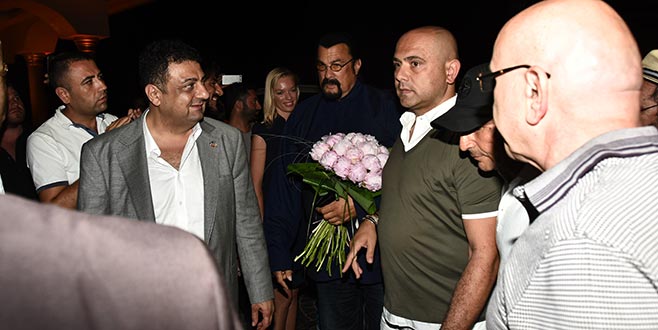 Steven Seagal Bodrum’da