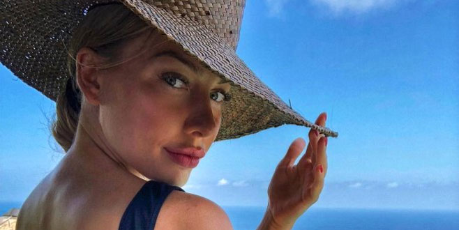 Mesleğine tepki yağıyor! Kişi başı 200 dolar