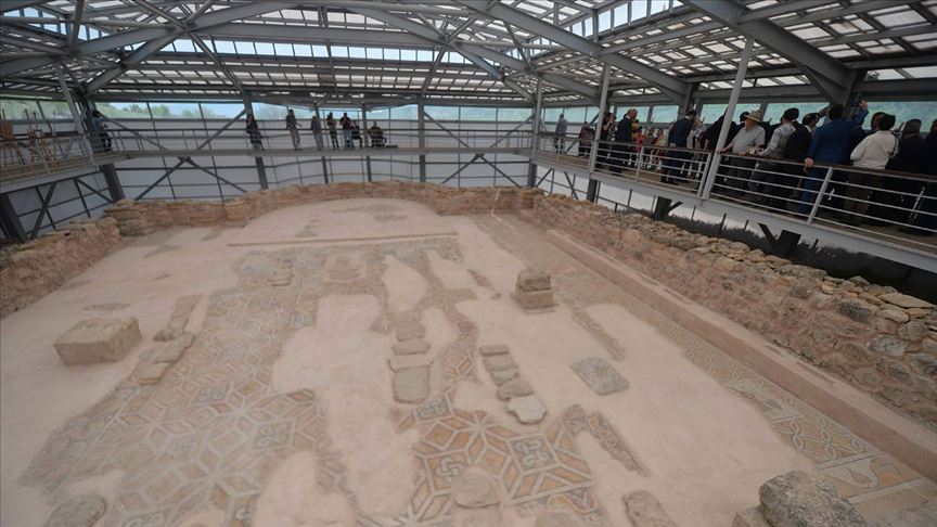 Hadrianaupolis’te kazı çalışmaları başladı Hadrianaupolis’te kazı çalışmaları başladı