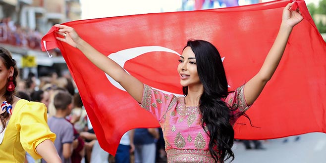 Miss Freedom güzeli Gizem 