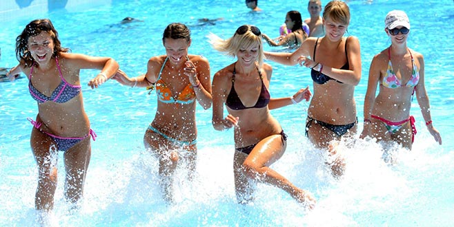 Turizmcinin yüzü gülüyor