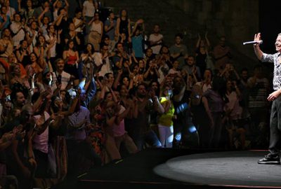 Levent Yüksel’le romantik gece