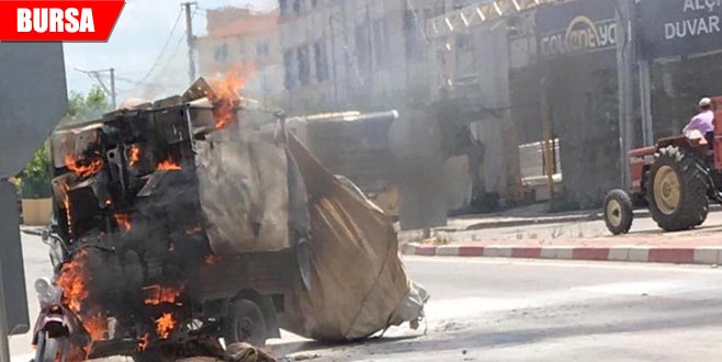 Yeni aldığı ekmek teknesi küle döndü