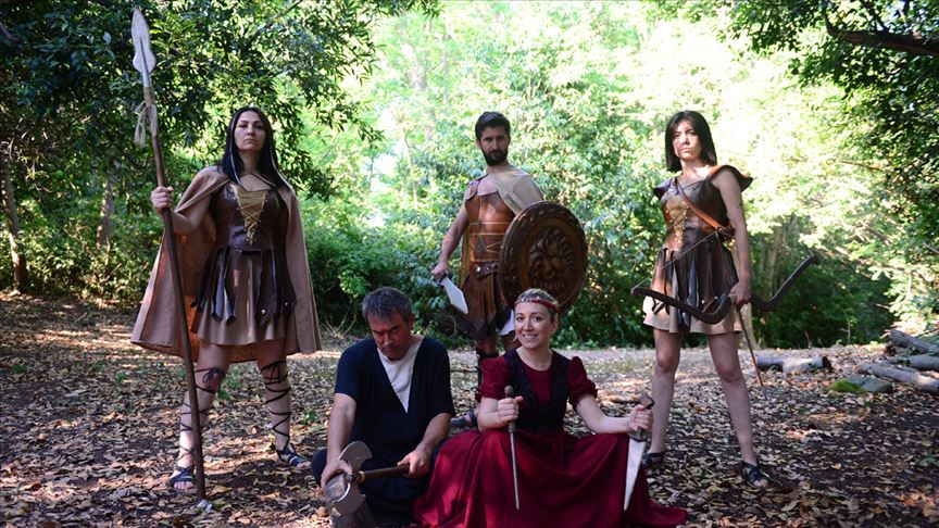 ‘Mitolojik ada’nın efsaneleri turistleri karşılıyor ‘Mitolojik ada’nın efsaneleri turistleri karşılıyor