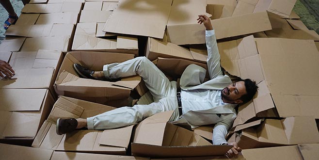 Takıntılı aşık Emre güldürecek Takıntılı aşık Emre güldürecek