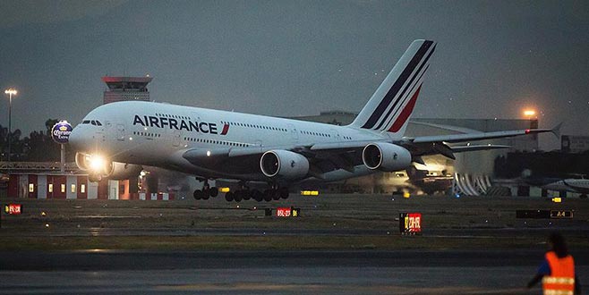 Fransa uçak biletinden çevre için vergi alacak