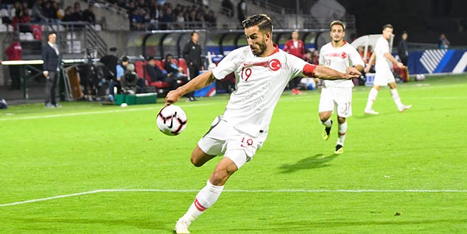 G.Saray transferi resmen açıkladı… G.Saray transferi resmen açıkladı…