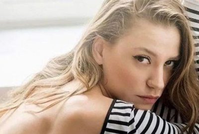 Serenay Sarıkaya’dan bikinili poz!
