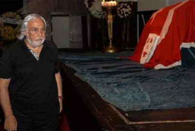 Usta tiyatrocu son yolculuğuna uğurlandı