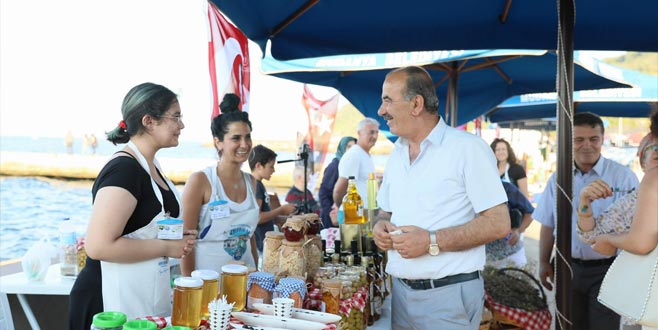 Tirilye Zeytin Şenliği başlıyor Tirilye Zeytin Şenliği başlıyor