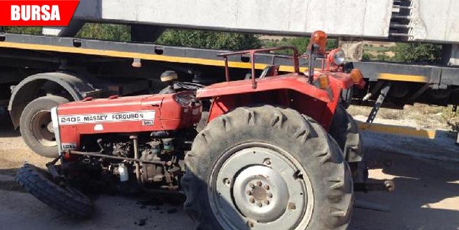 Çaldığı traktörle kaza yaptı