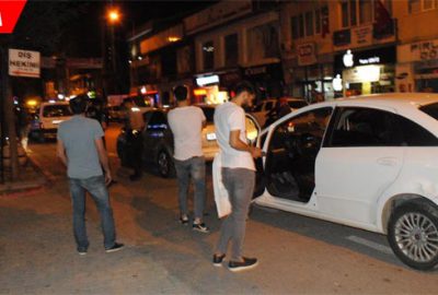 Araçlar didik didik arandı