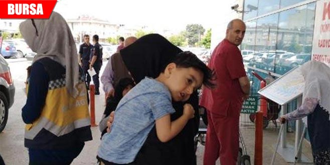 1 lirayı yutan çocuk ölümden döndü!