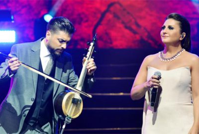 Sibel Can’dan tek gecelik gala