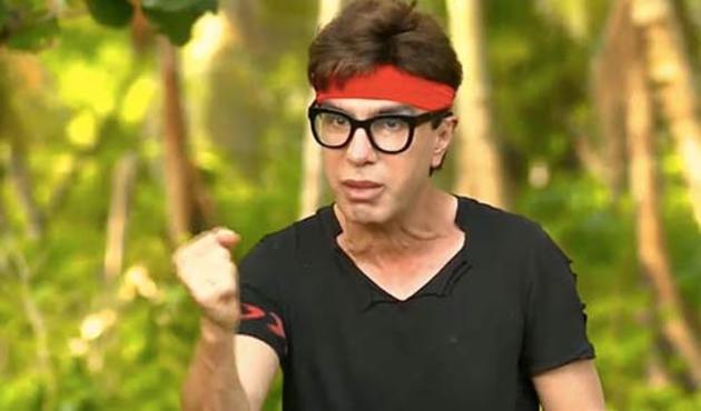 Şarkıcı Yılmaz Morgül, kaslı vücuduyla hayrete düşürdü