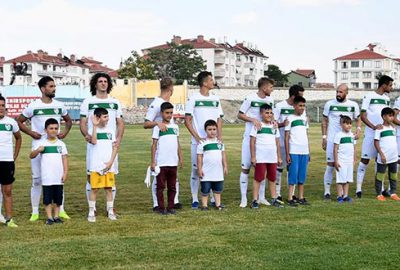 Çocuklar sahne aldı