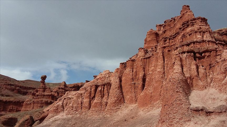 ‘Kırmızı periler diyarı’na 1,5 milyon liralık proje ‘Kırmızı periler diyarı’na 1,5 milyon liralık proje