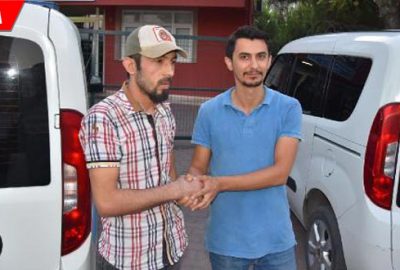 Yolda bulduğu cüzdanı sahibine teslim etti