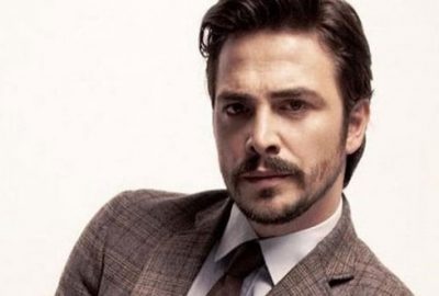 Ahmet Kural yeni sevgilisiyle görüntülendi!