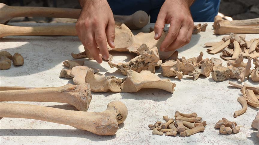 Gladyatörler kentinin Bizans mezarları geçmişe ışık tutuyor Gladyatörler kentinin Bizans mezarları geçmişe ışık tutuyor