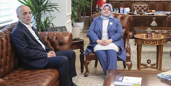Bakan Selçuk, Türk-İş Başkanı ile bugün bir araya gelecek