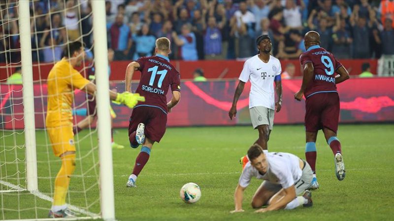 Trabzonspor, UEFA Avrupa Ligi 3. eleme turunda 2-2 biten ilk