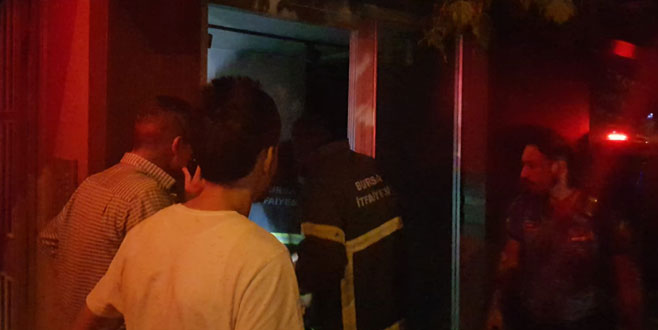 Gemlik’te iş yeri yangını