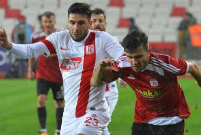 Cüneyt Köz Özlüce’de çalışıyor