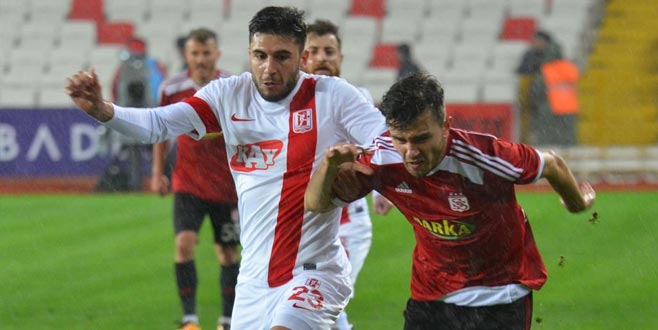 Cüneyt Köz Özlüce’de çalışıyor